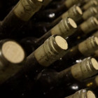 croppedimage680368 Wine bottle tops v7